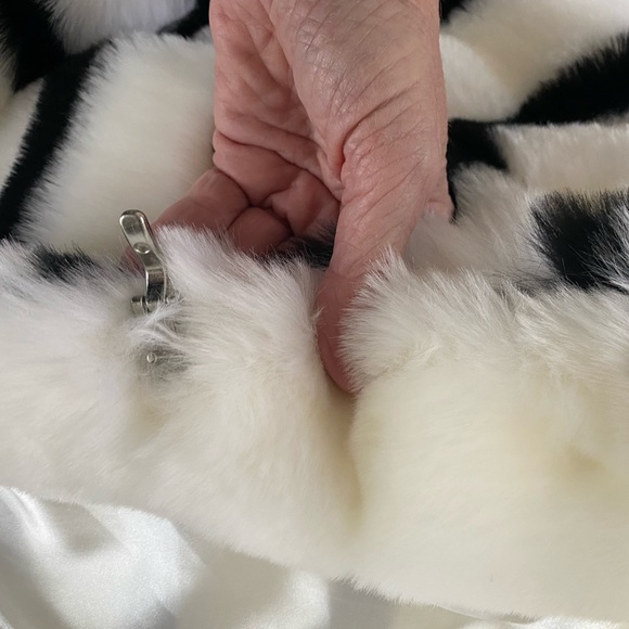 Faux Fur Black And White Striped Coat - size x-small - Picture 8 of 12